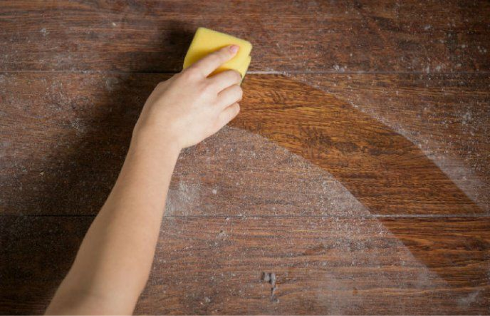 Limpieza de muebles de madera